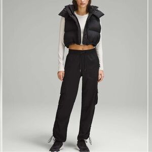 Lululemon Dance Studio Relaxed-Fit Mid-Rise Cargo Pant
Black L new